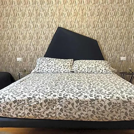 Hotel House Of - No Reception *