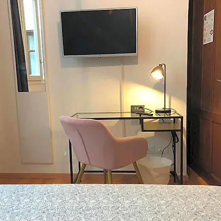 House Of - No Reception